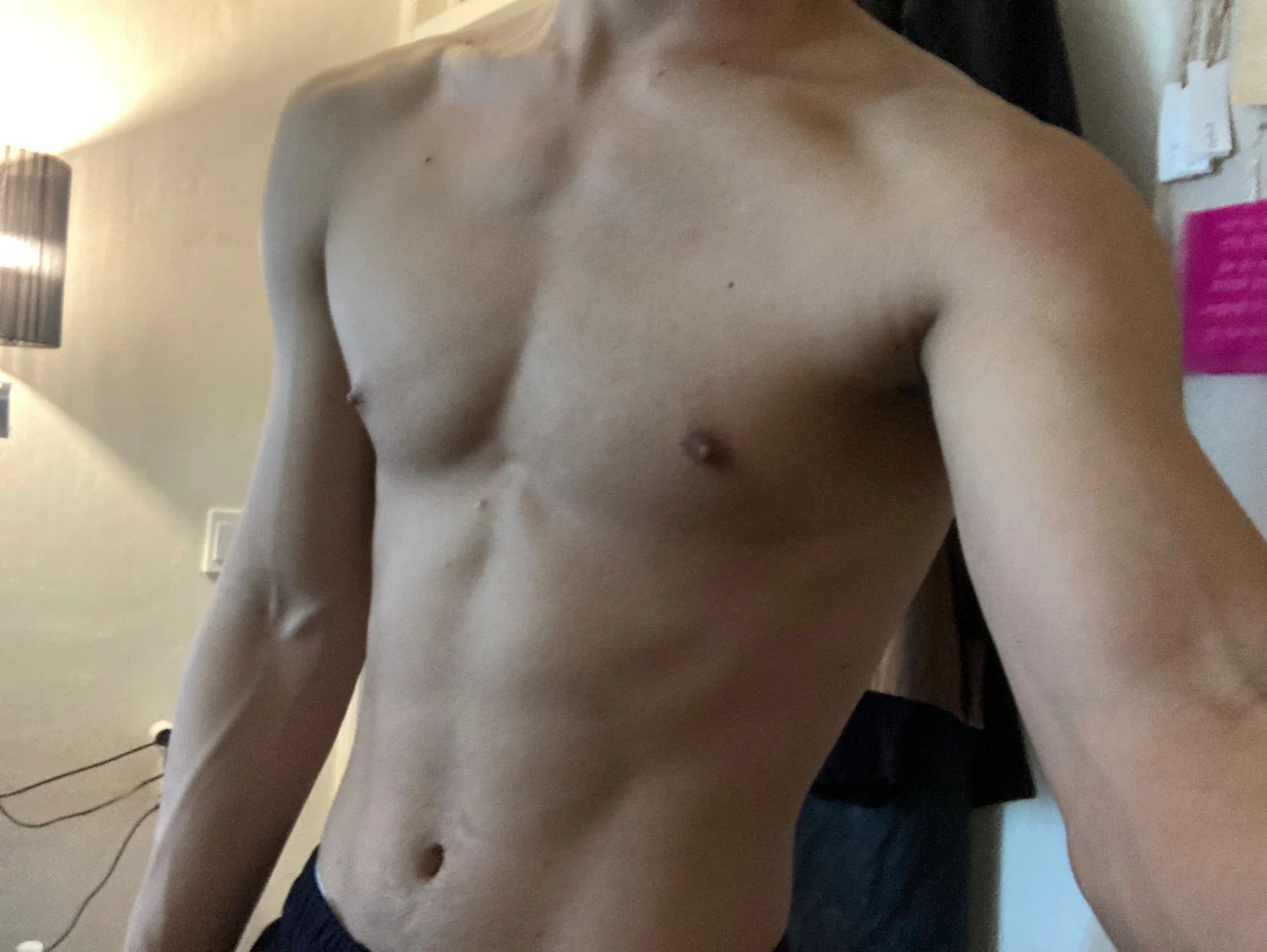 leo profile banner