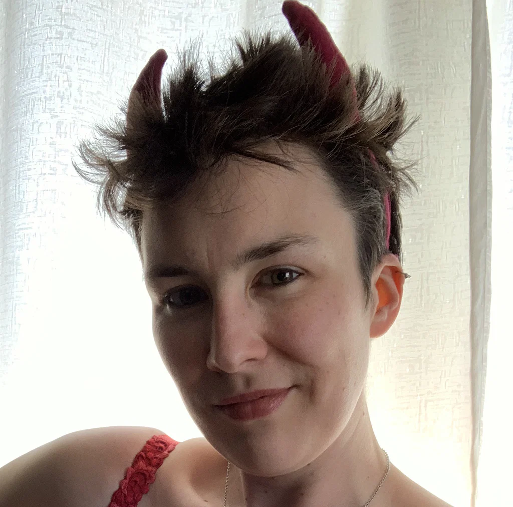 Freya Blue's avatar