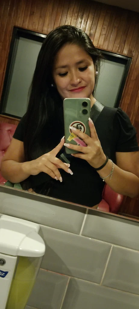 Luna 🌙's avatar