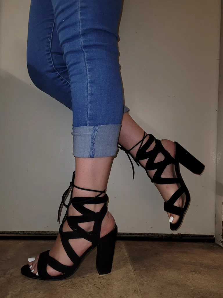 Playful_toes's avatar