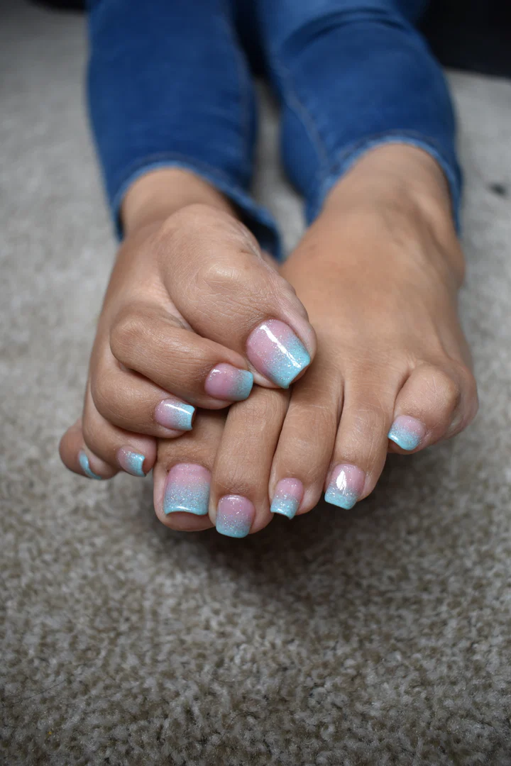 Tropical Tootsies profile banner