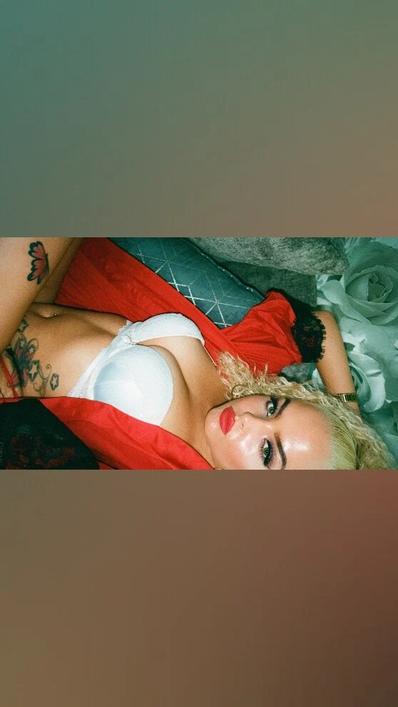 Kiki profile banner