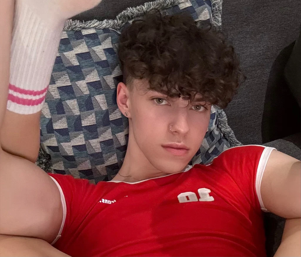 Angelic Boyo Free