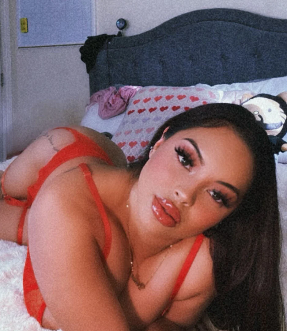 Denise.iirene profile banner