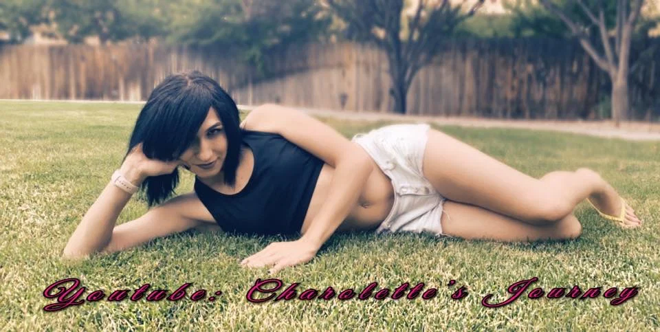 Charolette Diaz profile banner