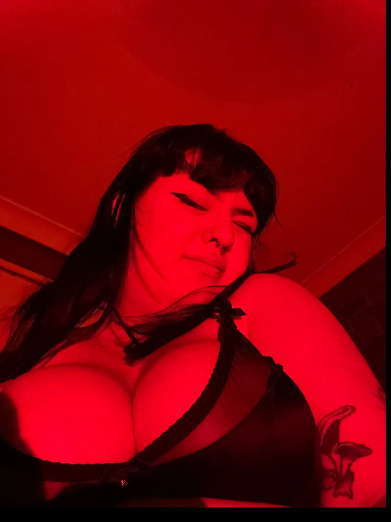 elaine fatale ❤️‍🔥's avatar