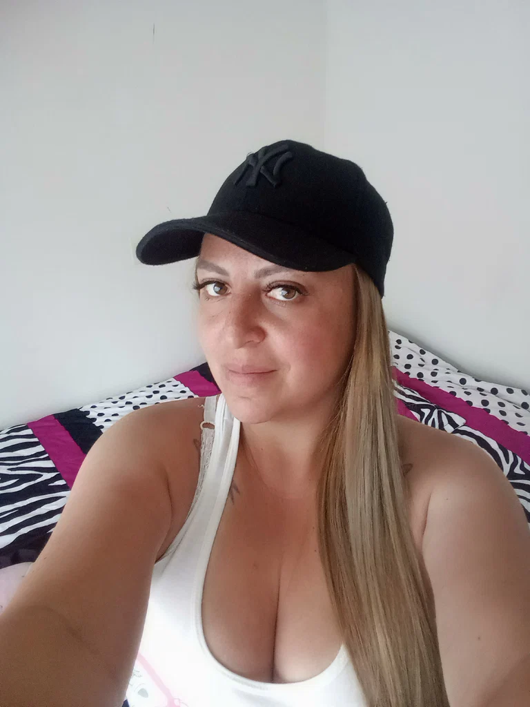 Evelyn Muñoz's avatar
