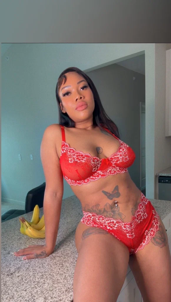 Sallysimone 🦋's avatar