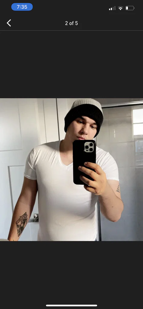 Sexy Romanian 🇷🇴's avatar