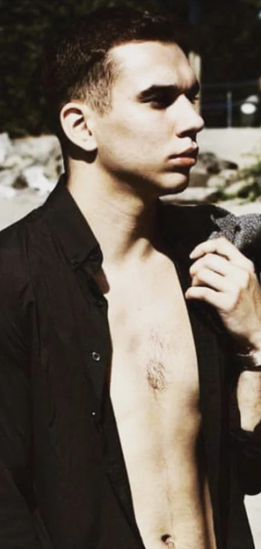 Sexy Romanian π·π΄ profile banner