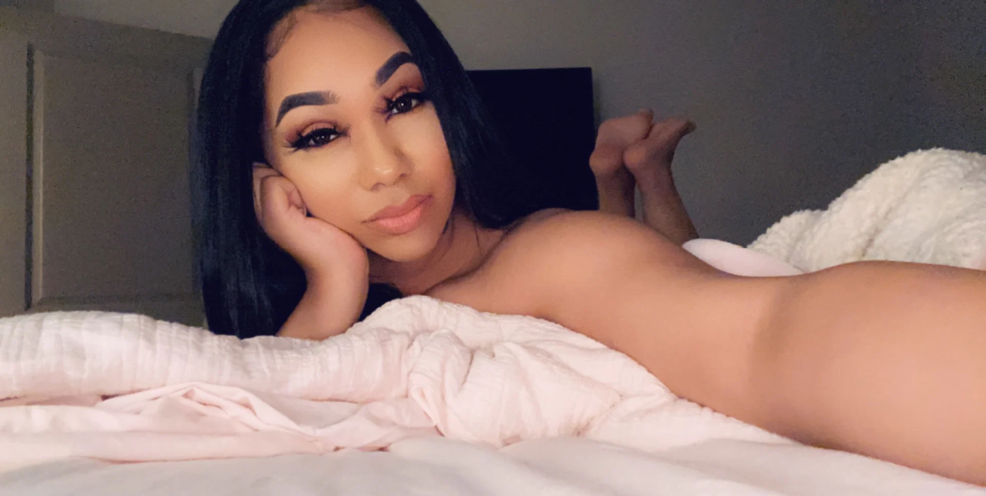 Mimi Tijernia profile banner
