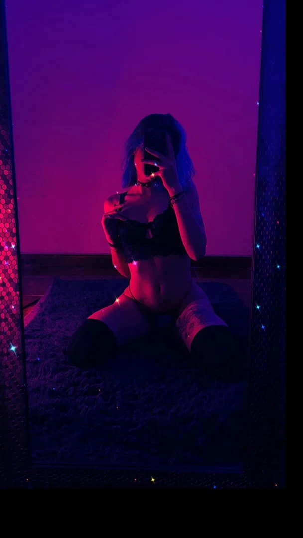 Cherry Goth🍒💀 profile banner