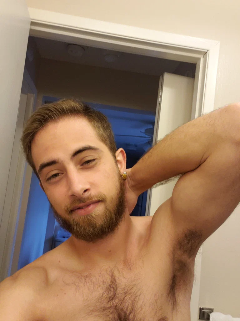 Nathan powells's avatar