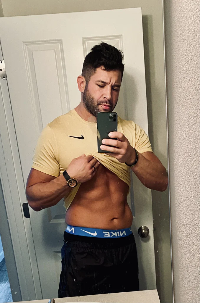 HollywoodFitness &Gear's avatar