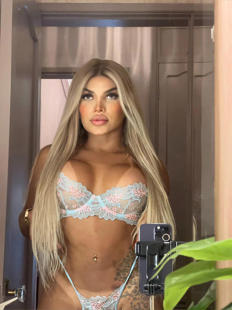 Sara Lopez's avatar