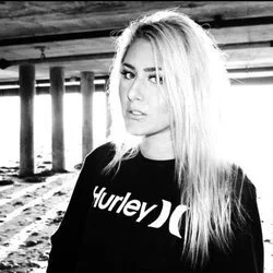 Maddie 🍭's avatar
