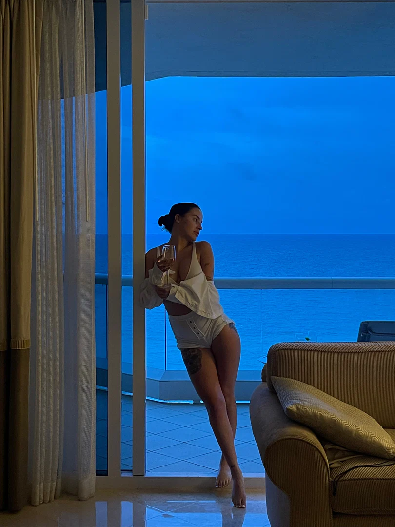 Becky babi profile banner
