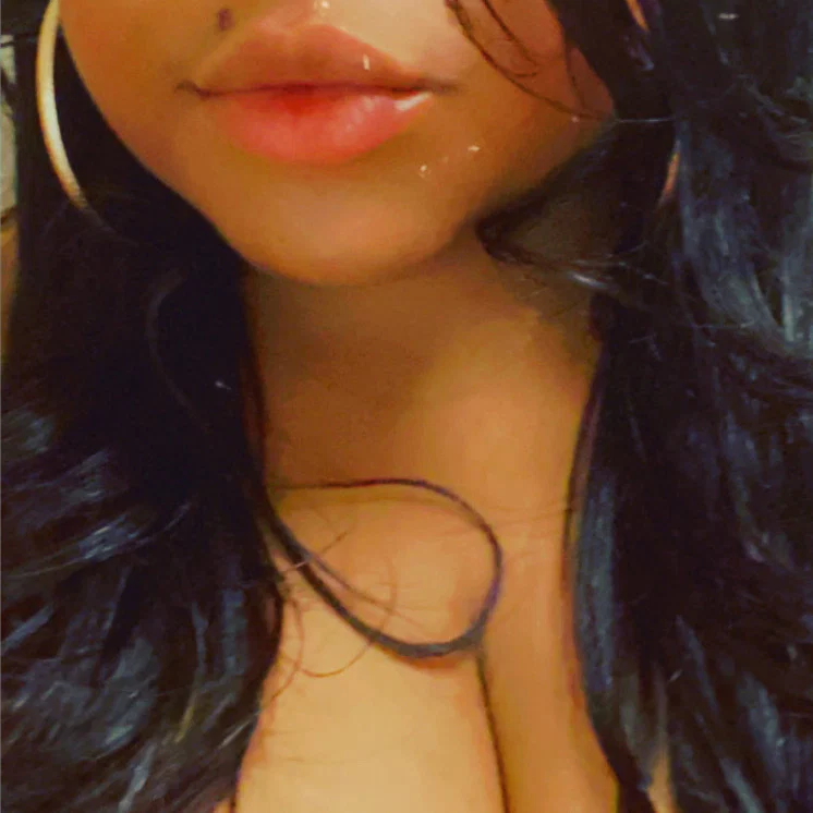 🤫's avatar