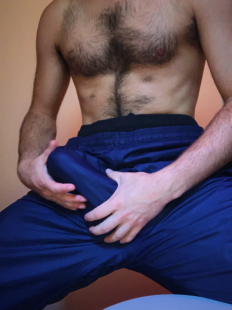 The Swishy Pants Guy's avatar