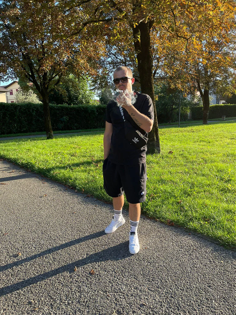 Valentino's avatar