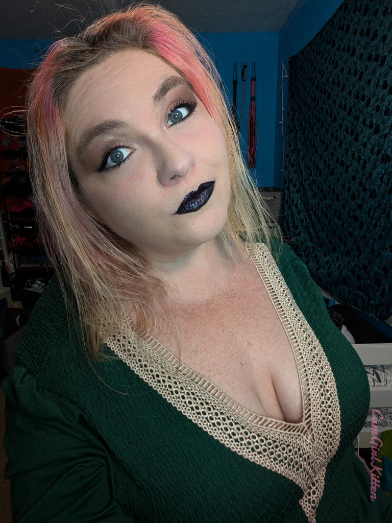 CamGirlKitten's avatar