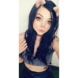 Carly's avatar