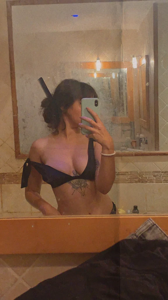 Rosita's avatar