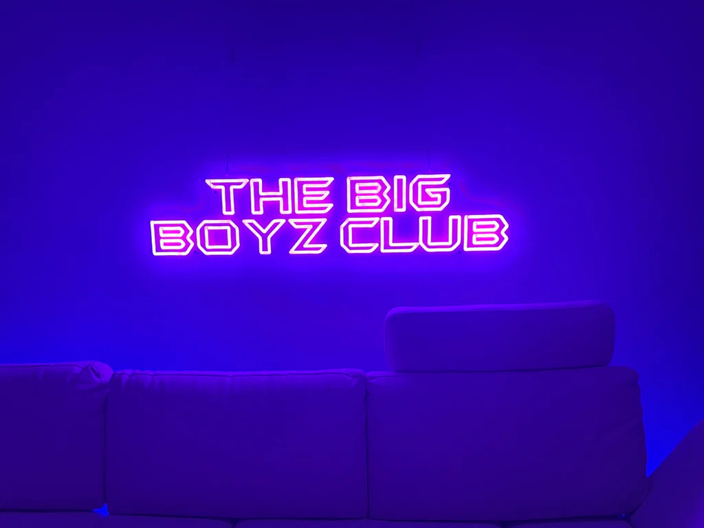 THE BIG BOYZ CLUB