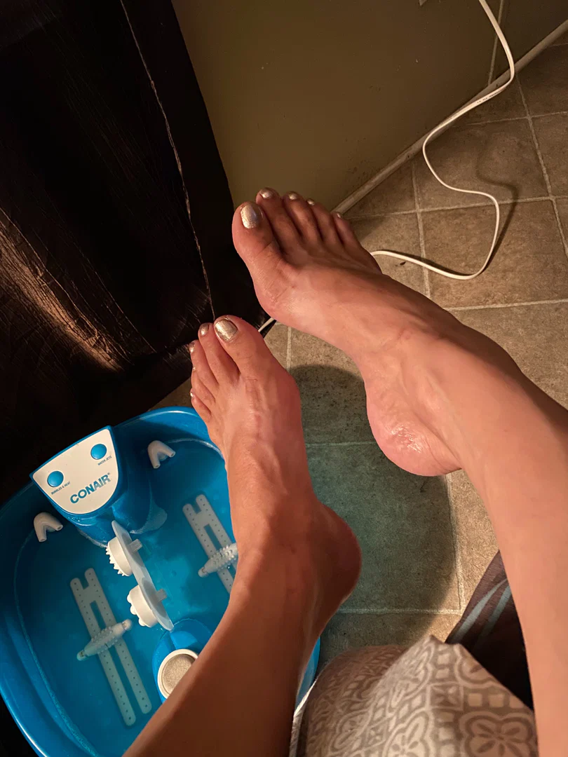 FeetANista π£ profile banner