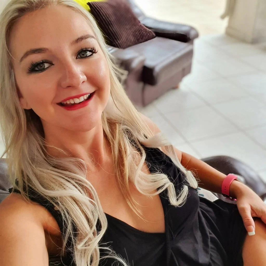 🟢TheHotwifeZA 🥵 Breed me? 💎 ❤🔝 0.93%💎