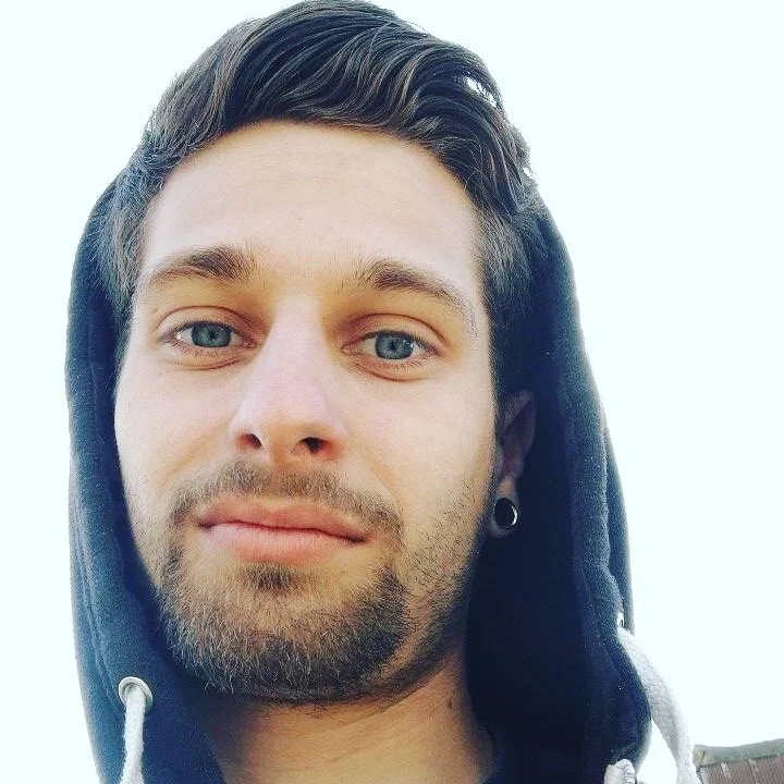 Josh Hayles's avatar