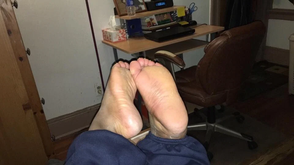 Latinfootflava