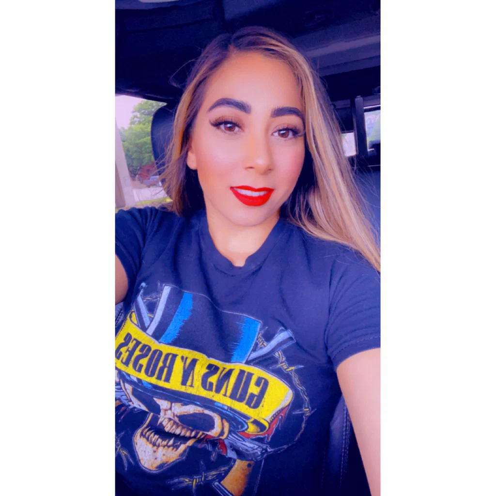 Lupita 🍑's avatar