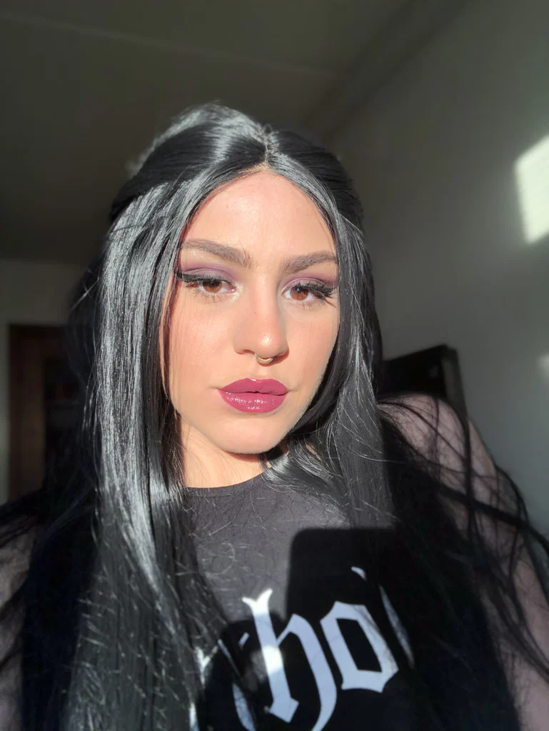 Elizabeth Jones's avatar