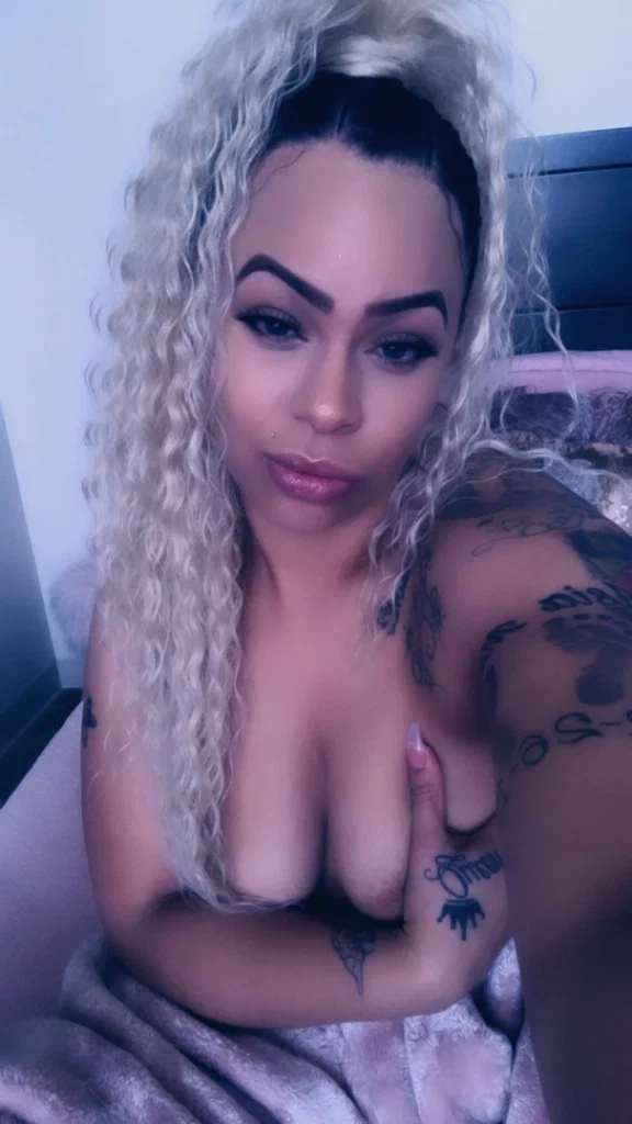 Dominican_Mami's avatar
