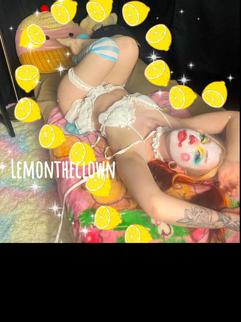 Lemon profile banner