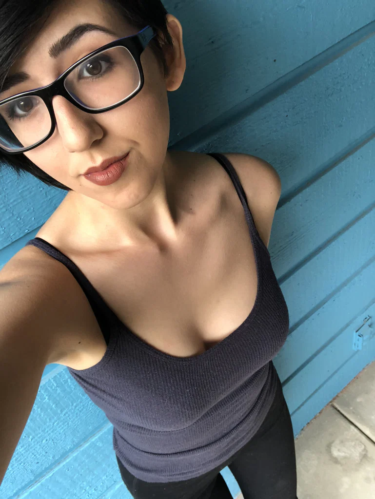 Emma Rose's avatar