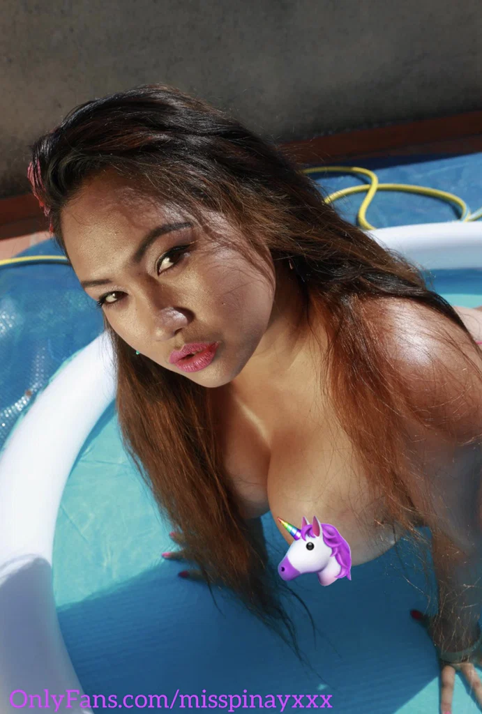 Amyka Lee's avatar
