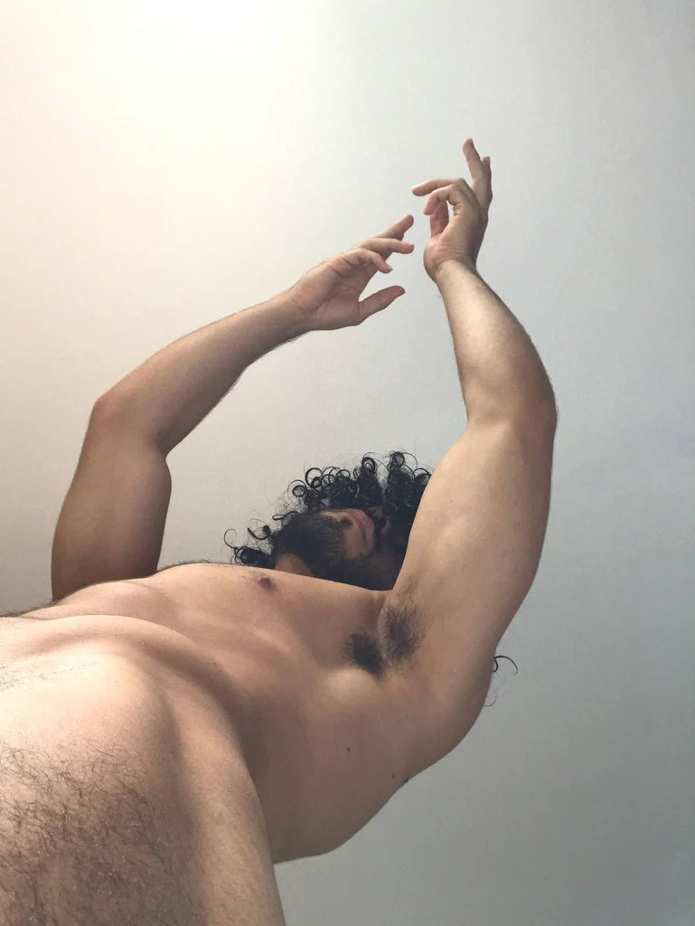 Alejandro's avatar