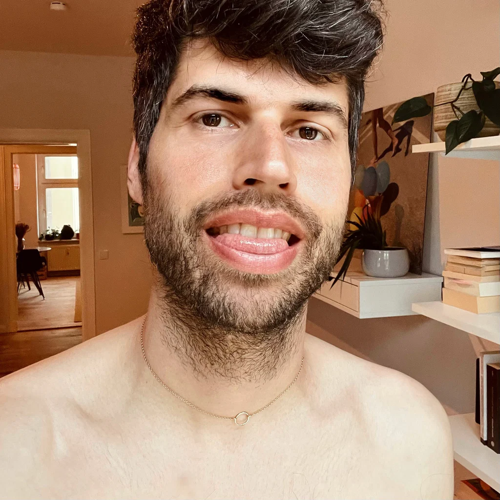 Throatbuddy's avatar