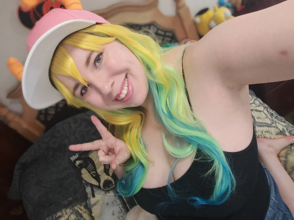 Amethyst Cox's avatar