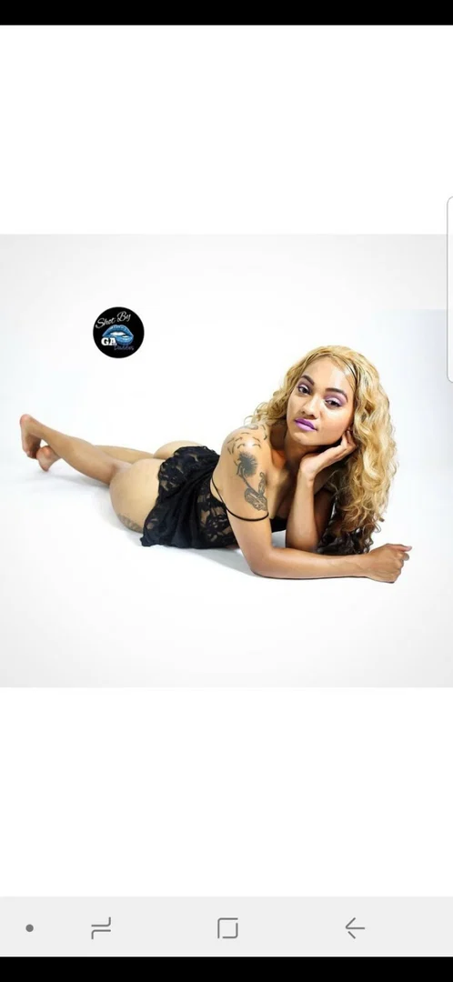 LoveCyn profile banner
