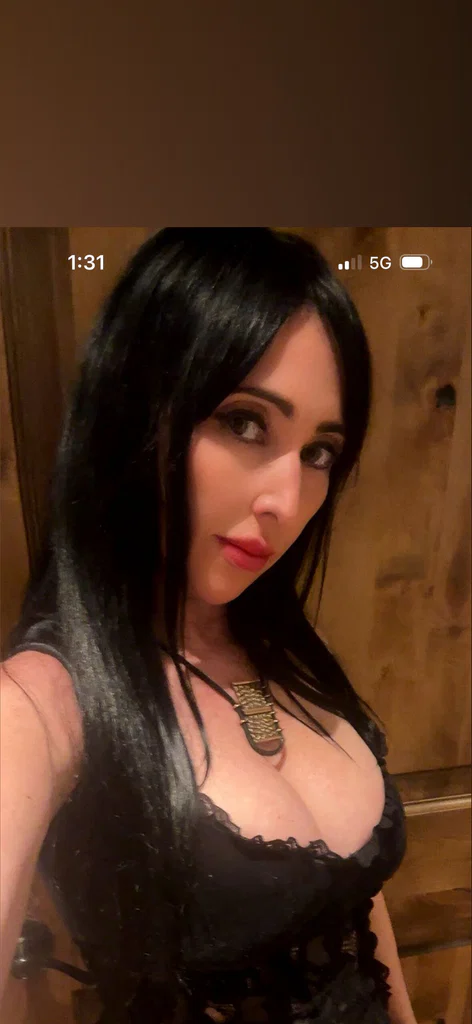 Bella's avatar