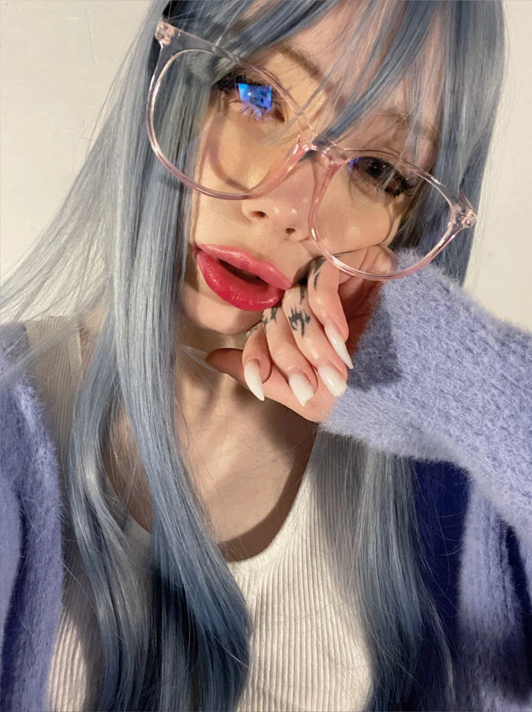 Molly Pills's avatar