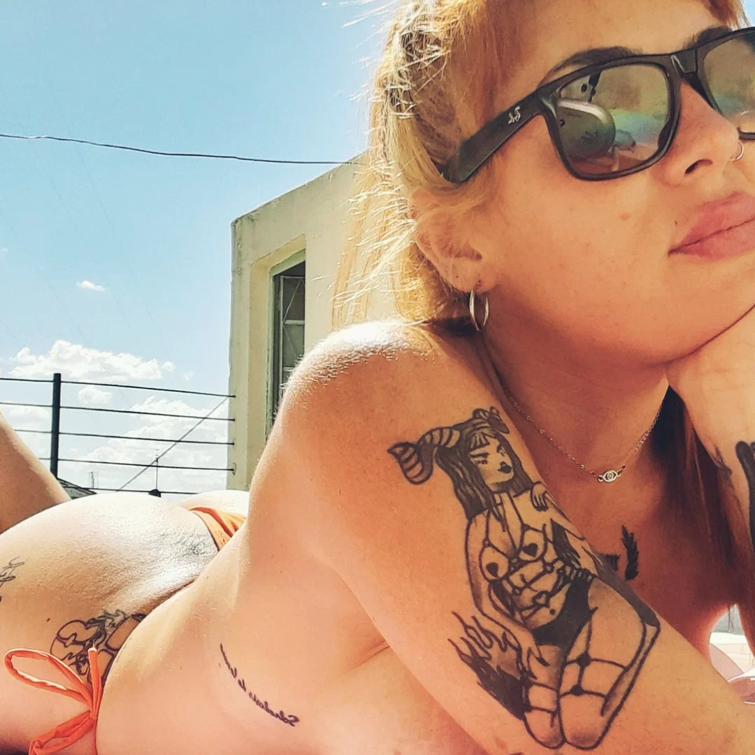 Mimi profile banner