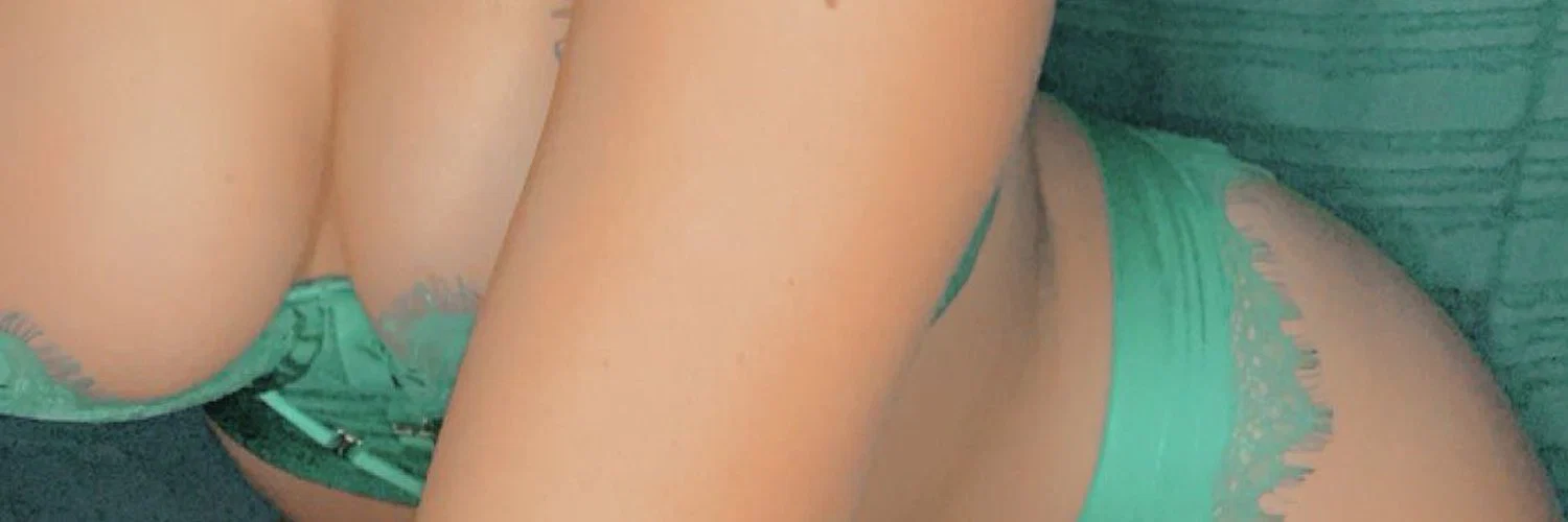 Stephanie x profile banner