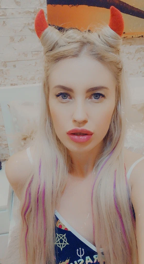 ♠️EroticTanya♠️cuckoldress's avatar