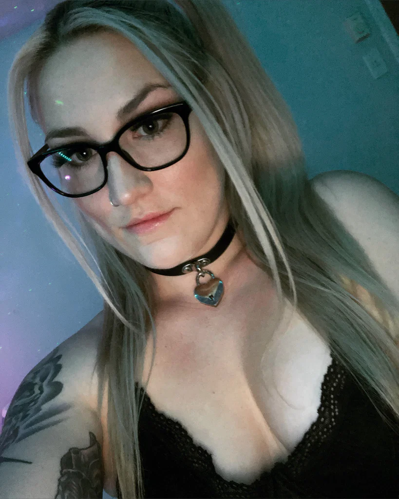 Becky Whoo's avatar
