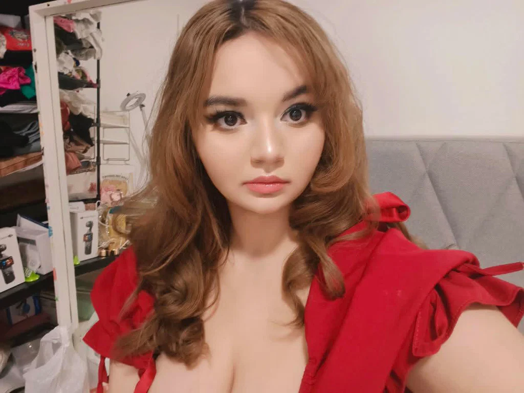 Crystal Chase's avatar