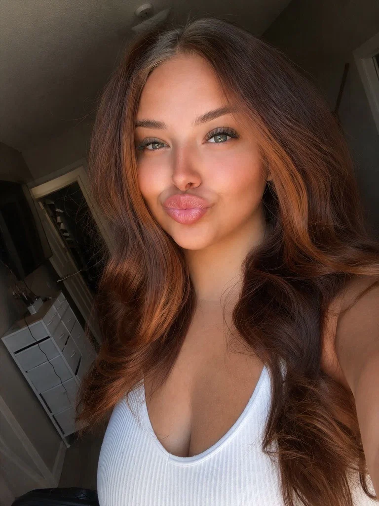 ✨ Chloe Rae